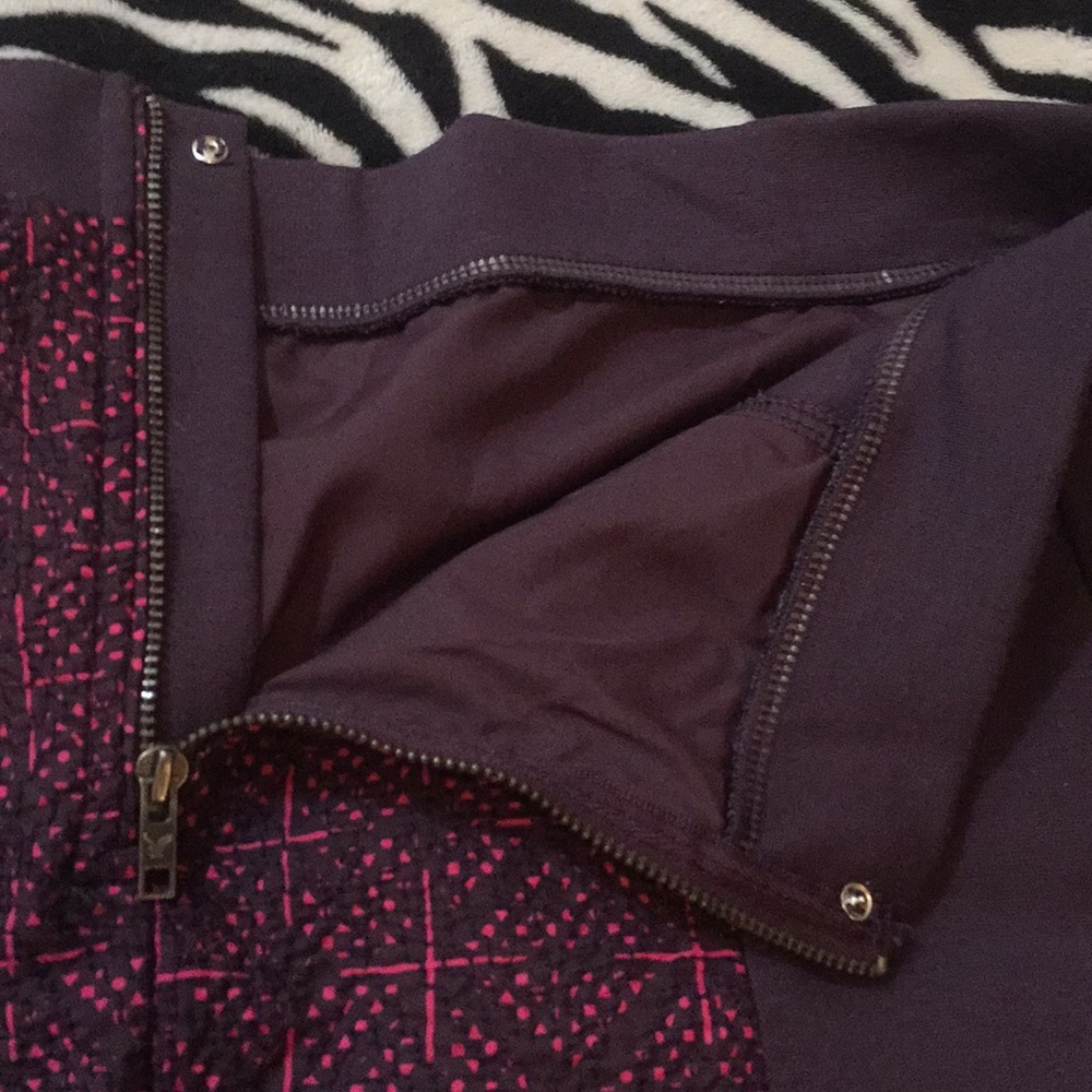 American Eagle 🦅 contrast pattern skirt - Picture 4 of 5